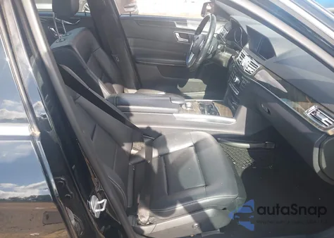 2015 Mercedes-Benz E 350 z USA, uszkodzony, nr VIN WDDHF5KB7FB100211